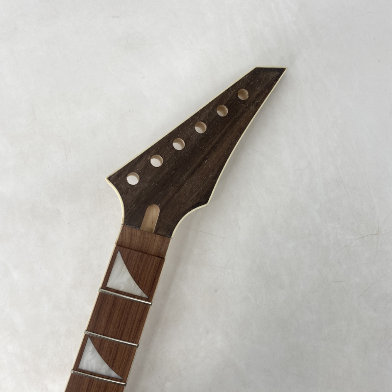 24 Frets Akçaağaç Elektro Gita - Musical Instrument You Shake incelemesi ve fiyatı